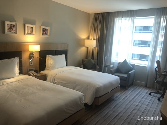 客室全体(入口方向)