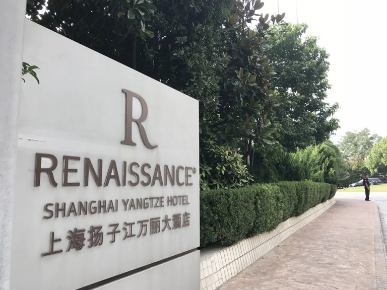 ホテルへの導線