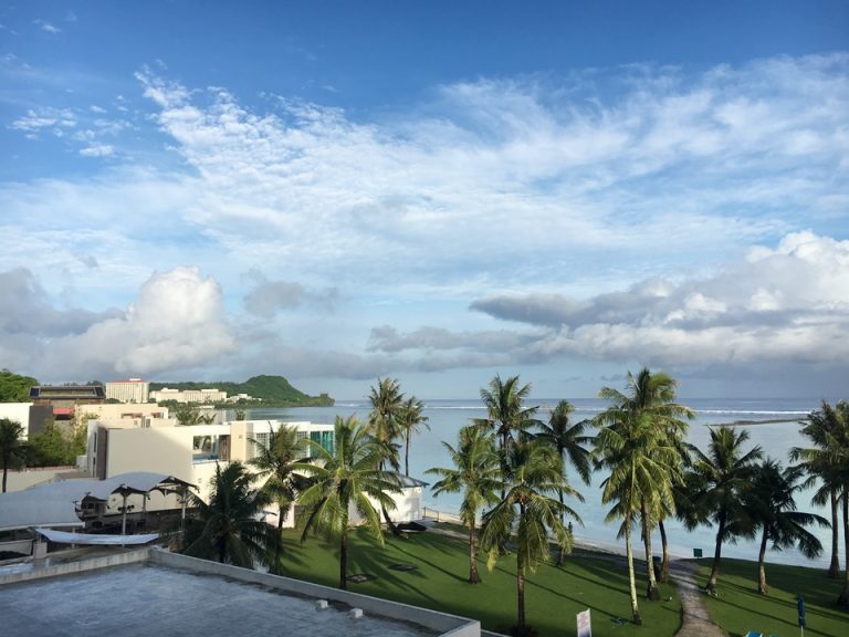 部屋からの眺望 (2)