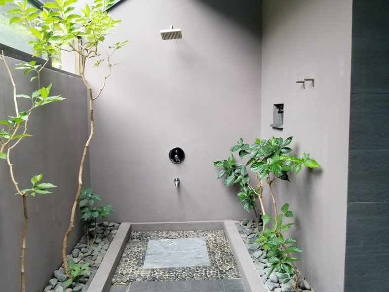 シャワーの全体図です。