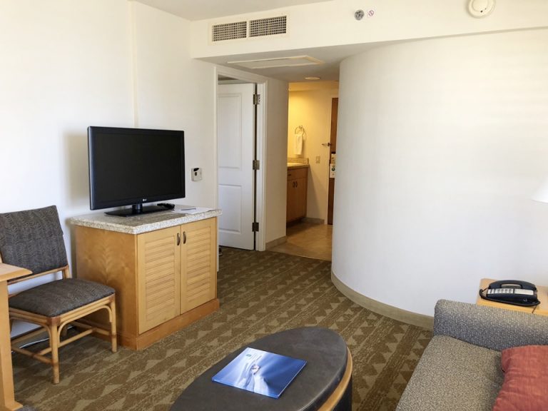 客室全体(窓際方向)