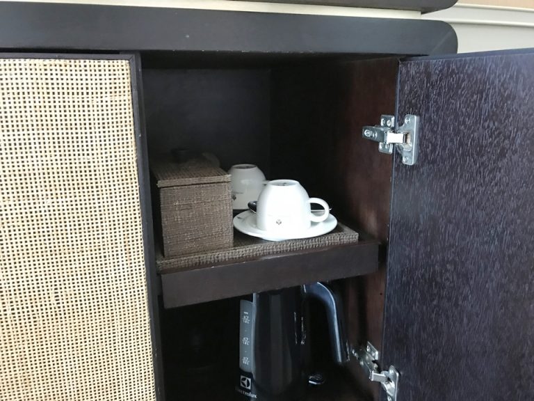コーヒーや紅茶が飲める