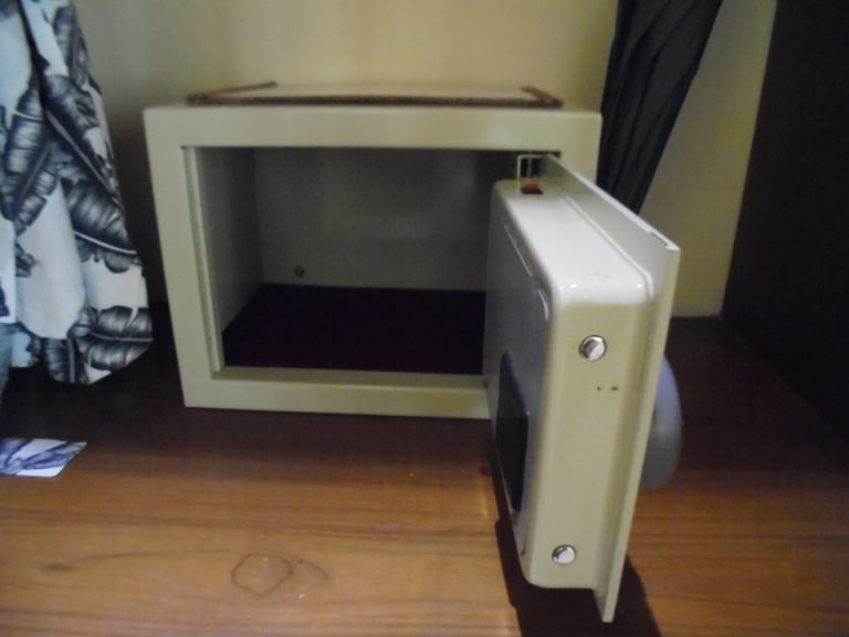 セキュリティーボックス