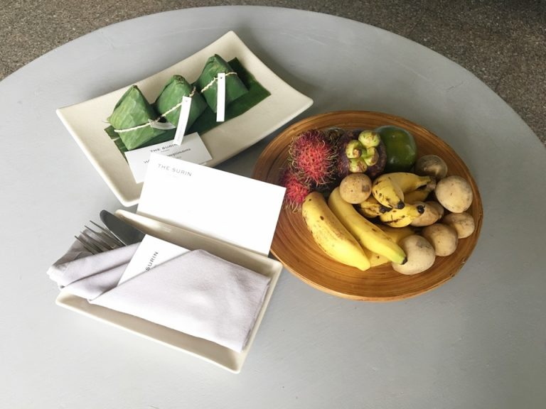 ウェルカムフルーツとメッセージカード