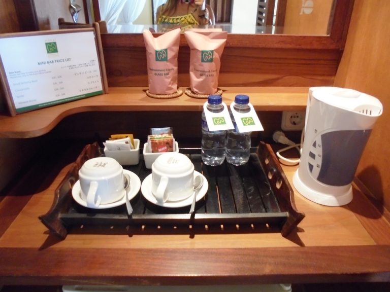 無料のカフェコーナー