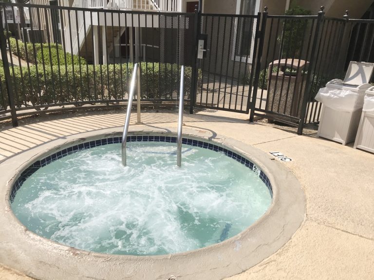 ジャグジー 泡あり