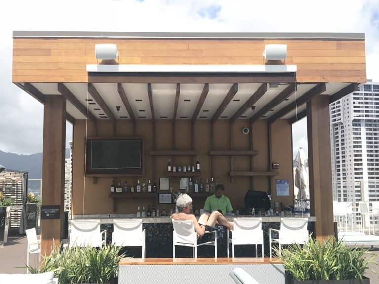 プールサイドバー1