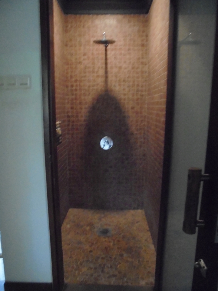 シャワールームも完備です