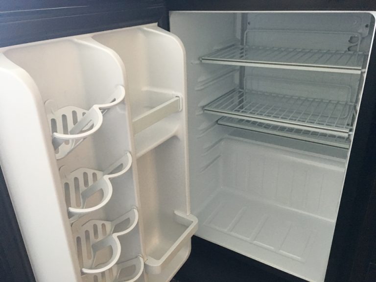 冷蔵庫 開けた状態