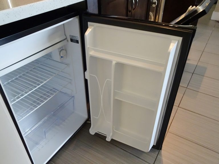 冷蔵庫開けた状態