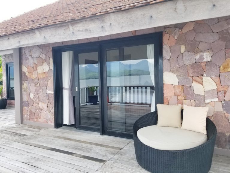 バルコニーは広々しています。