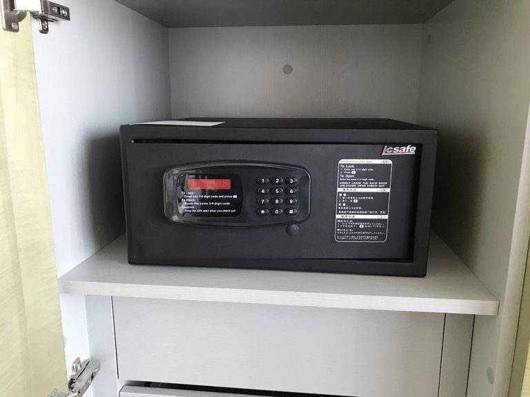 セーフティボックス(閉めた状態)