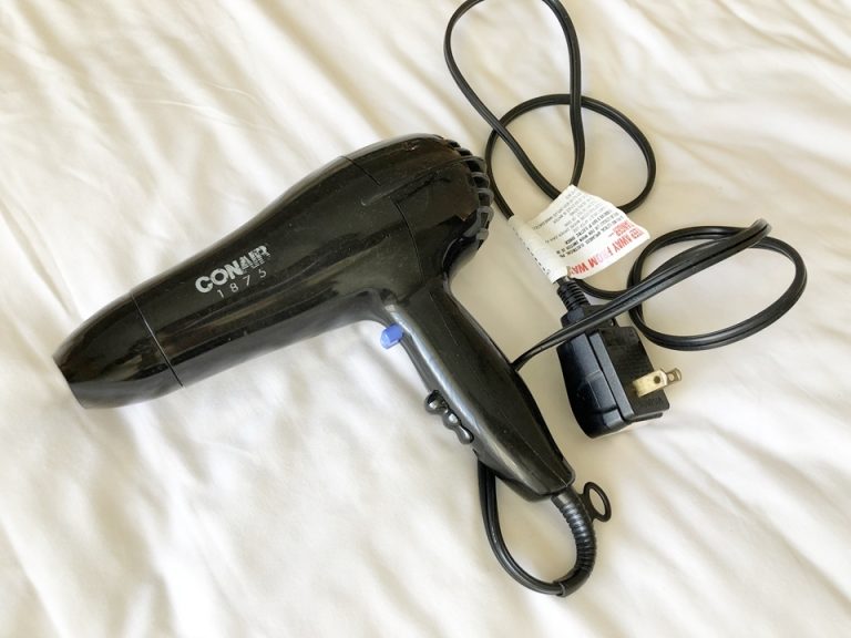 ドライヤー 問題なく使えました。