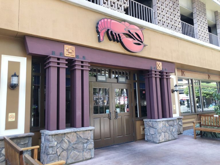 ホテルのすぐ隣の建物に入っているレッドロブスター