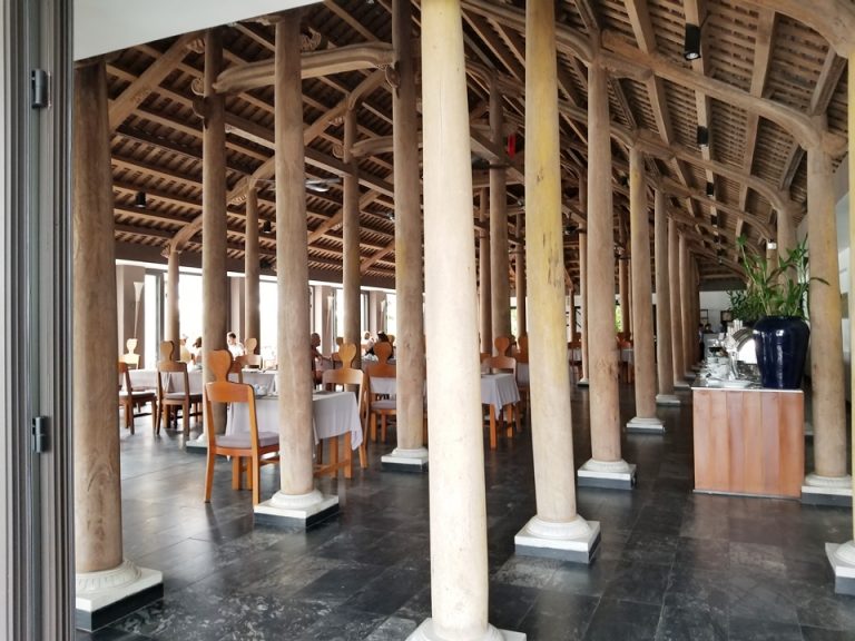 こちらは入口から撮影。