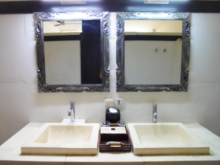 洗面台。左側が水位が弱く、右側は水位が強かったです