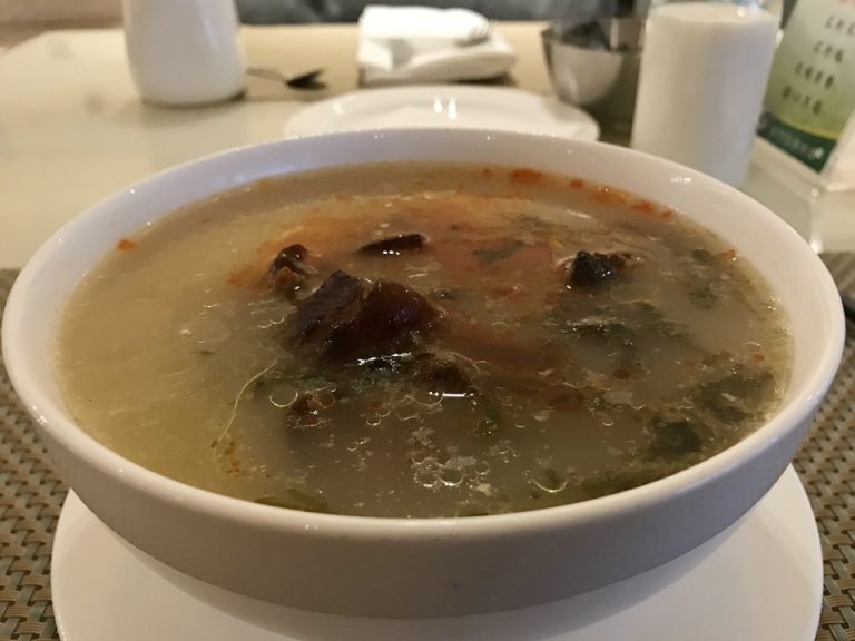 朝食バフェ、オリジナル麺、旨そうに見えないかもしれませんが、実にうまい!