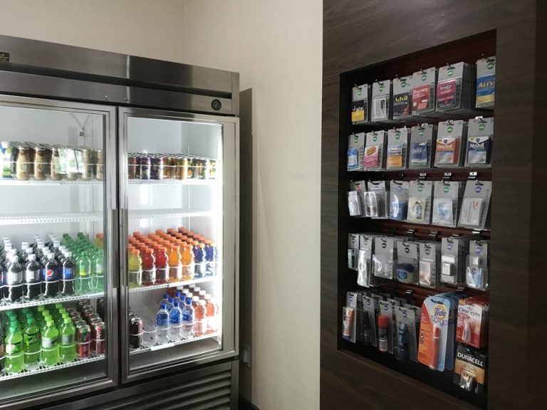 スナックコーナー