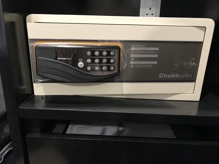 暗証番号入力型のセキュリティーボックス