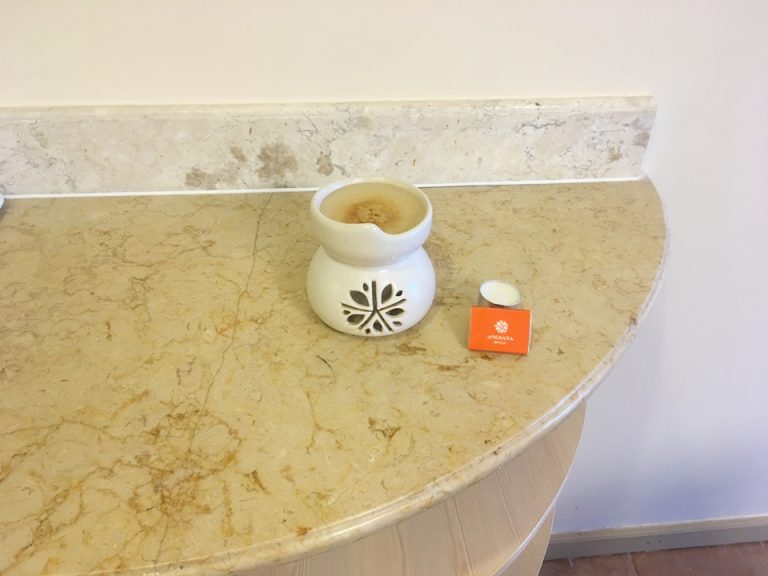 アロマオイルが各部屋に置いてあり、良い雰囲気を演出してくれました。