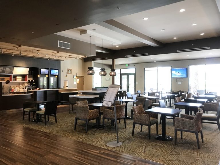 館内レストラン