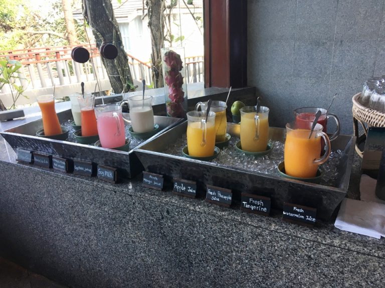 フレッシュジュース。種類が多いです