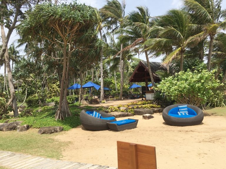 その他_ホテル内ビーチ沿い