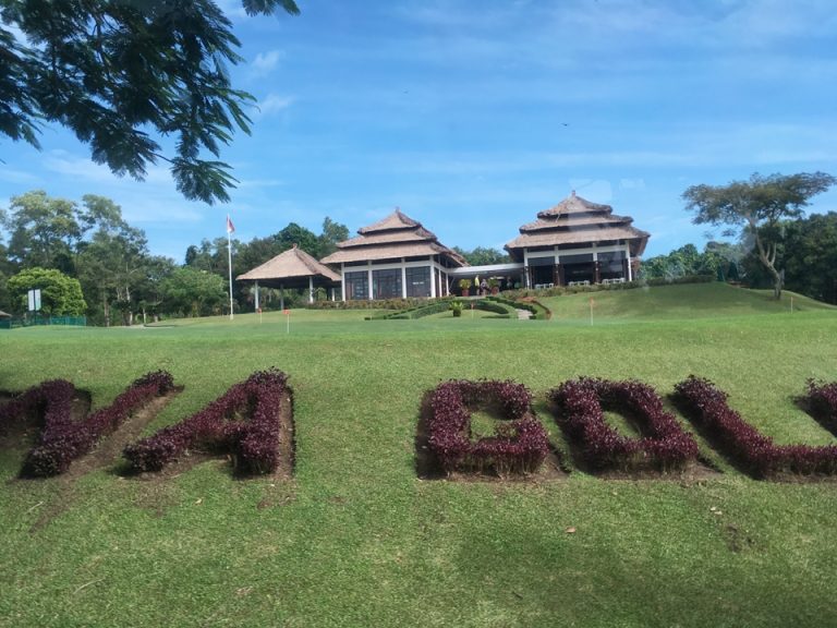 ホテルにたどり着く前にある、Lagunaゴルフコース