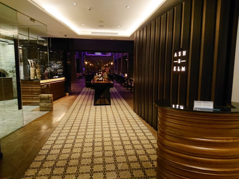 43朝食会場入口