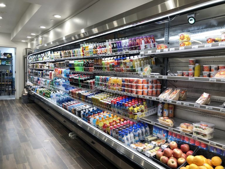 ショップ 飲み物コーナー