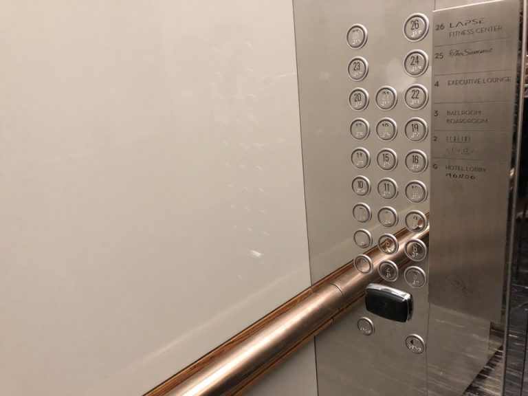 階数ボタン