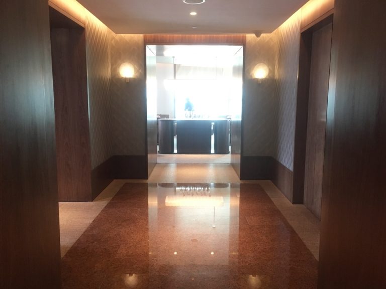 エグゼクティブラウンジ入り口