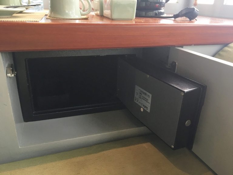 セーフティーボックス内部