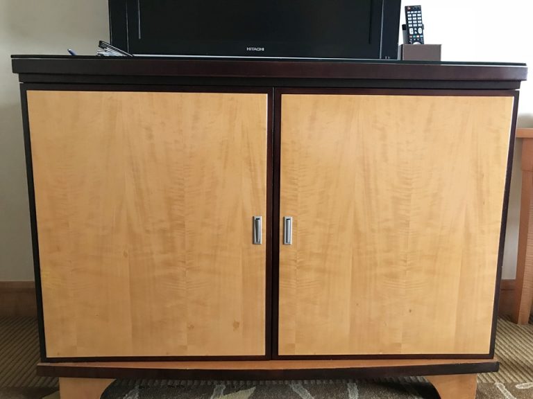 ミニバーが中に