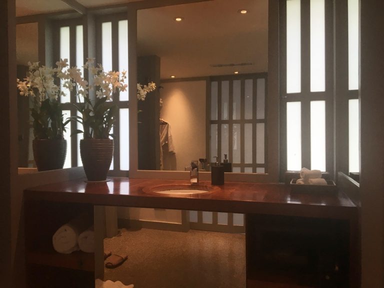 スパの着替え室