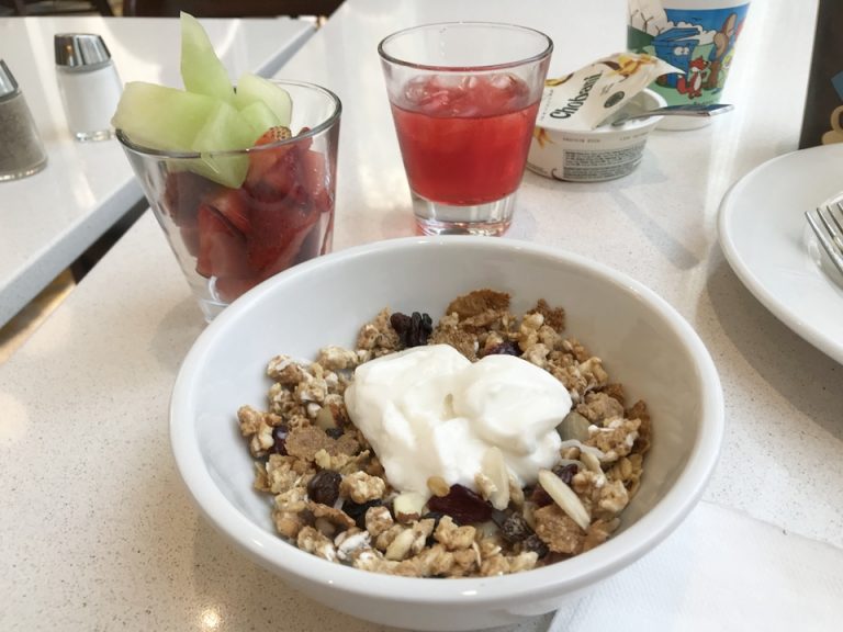 よくばってシリアルも