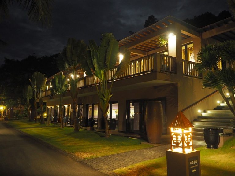 レストランの外観。1階はbarでした。