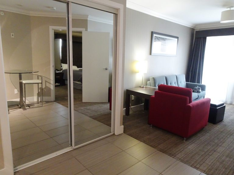 クローゼット_閉じた状態