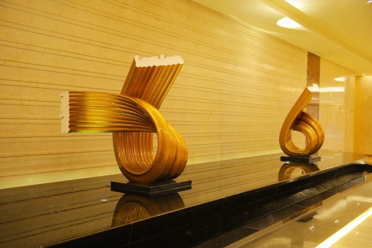 廊下 モニュメント