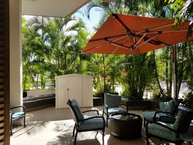 ロビー(テラス)