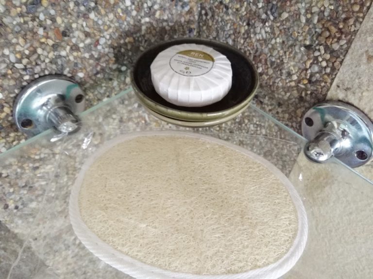 シャワールームアメニティ2