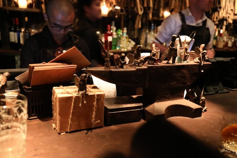 観光地・フェアリーズBAR