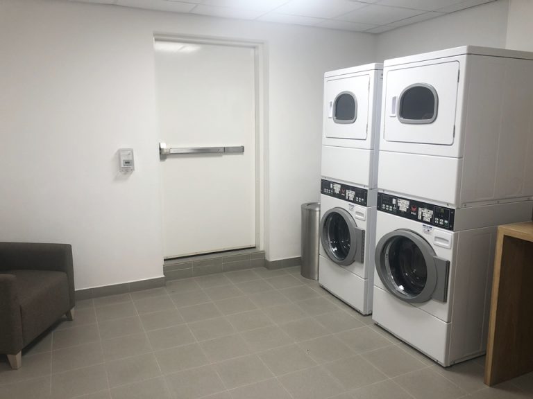 ランドリールーム