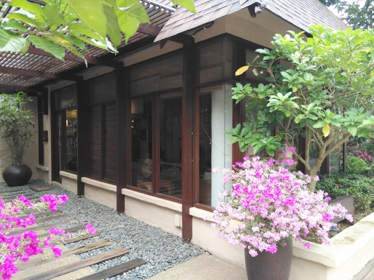 ライブラリー外観