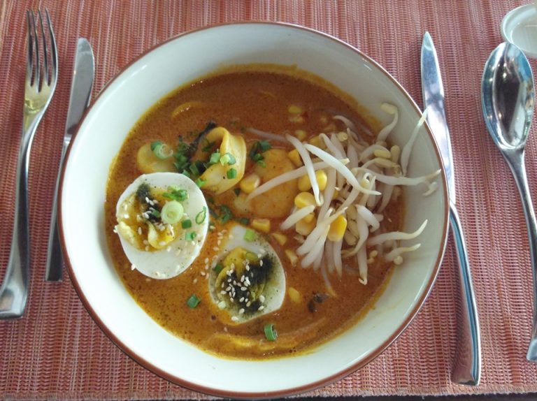 メインダイニング料理3