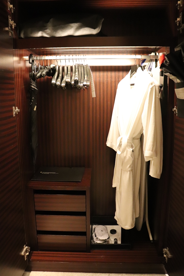 クローゼット_開けた