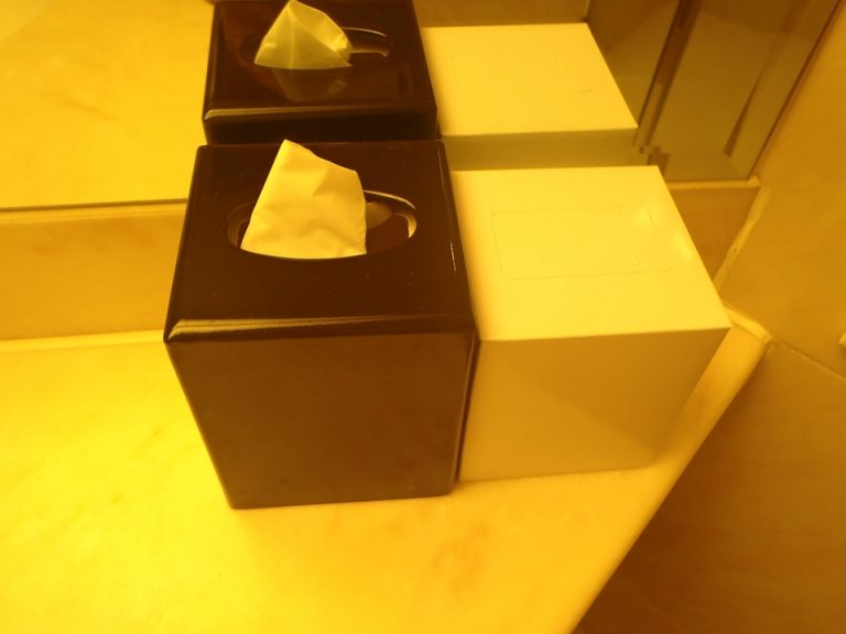 洗面所ティッシュ&詰め替え