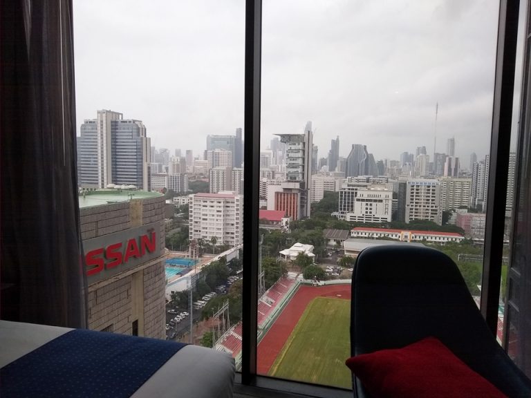 客室窓からの眺め (2)