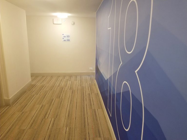 18階エレベーター