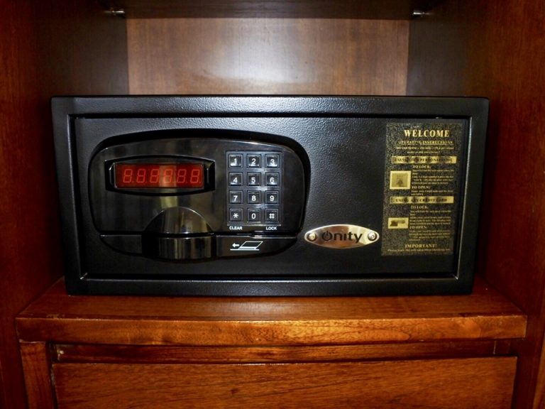 セーフティーボックス(閉じた状態)